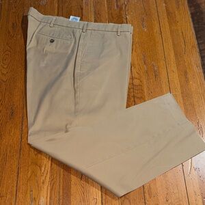 Dockers Men's Khaki Chinos